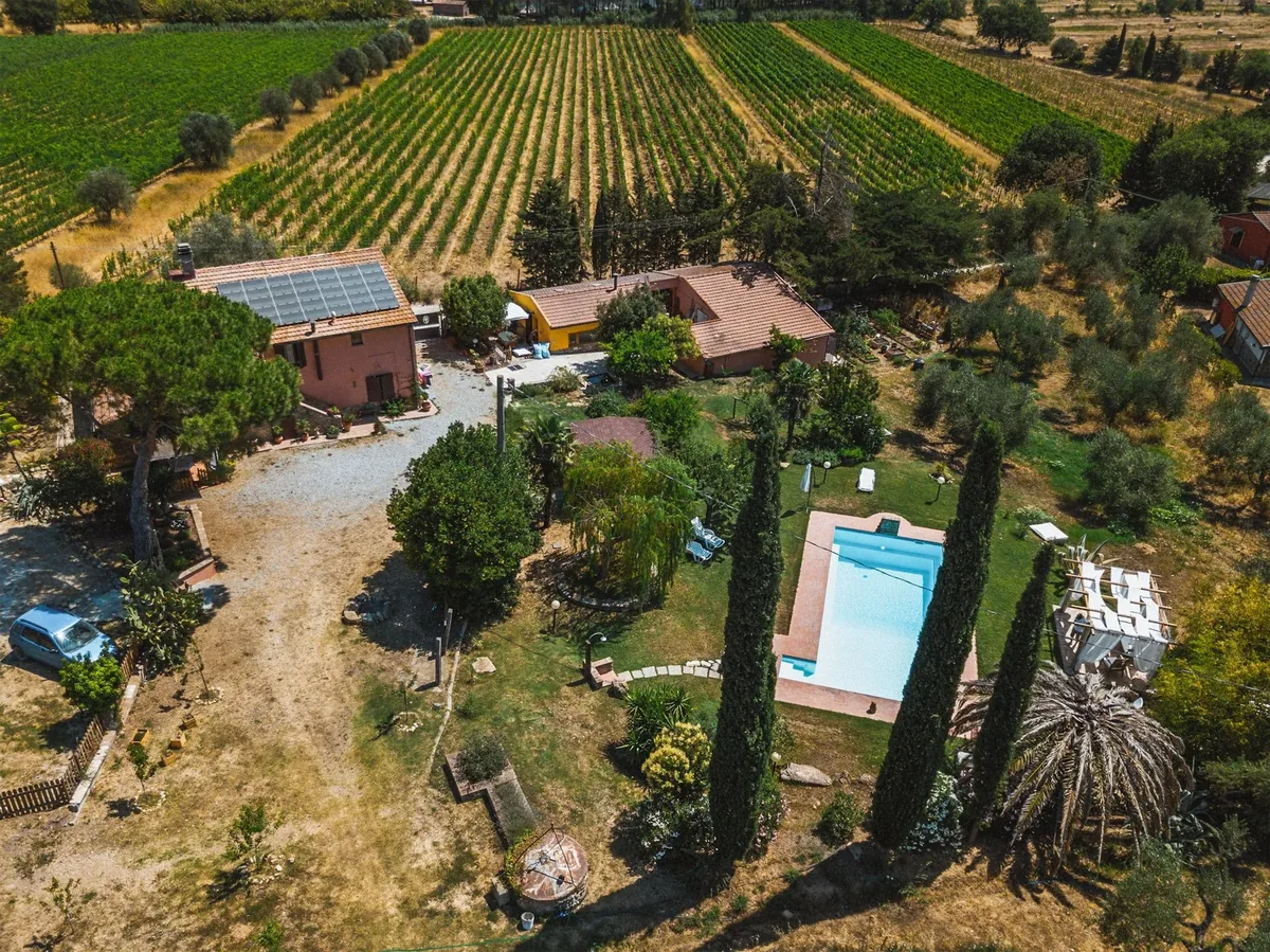 La tenuta di Colle Vento vista dall'alto